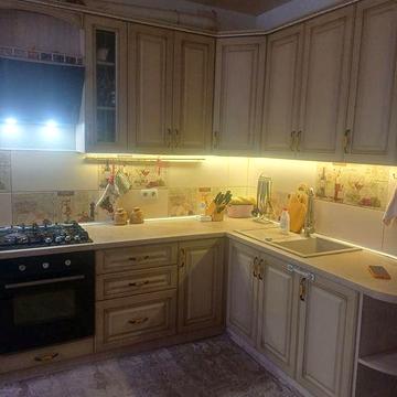 Продам евродвушку на Михаила Грушеского.дом 39/2 ЖК Дюшес