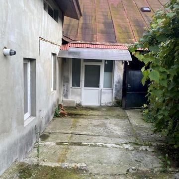 Будинок з ділянкою під забудову 10 соток | Берчені | 200 000 $