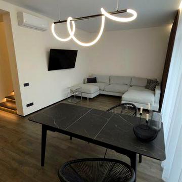 Оренда таунхаусу 126 м² у Comfort City Laguna | Новий ремонт | Басейн