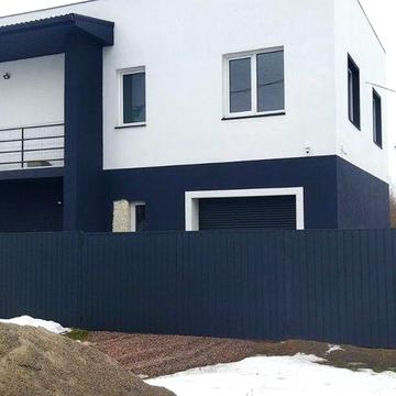 Будинок з гаражем в центрі. Хороший ремонт. Є-Відновлення.Ліс..