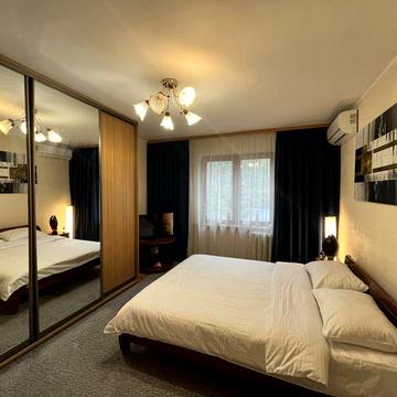 Центр! Бассейная 2-х комнатная квартира