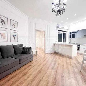 Енергонезалежна квартира на Печерську , 3 к.,  95м2