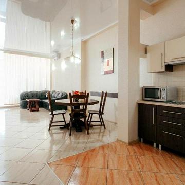 Аркадійське плато вул. (Гагаринське плато), 5