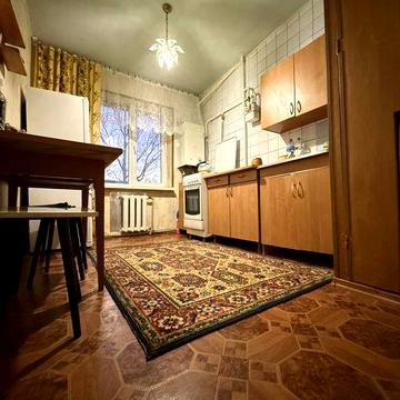 Здам гарну 3 кімнатну кв.65м2,3 поверх,Половки,вул.Великотирн.