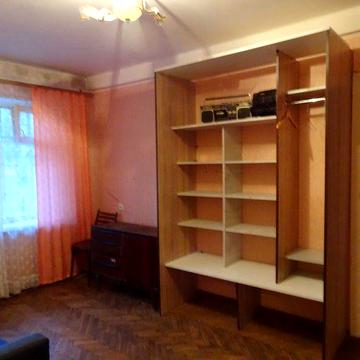 Выговского, 2к смежная квартира,  метро Сырец Подол