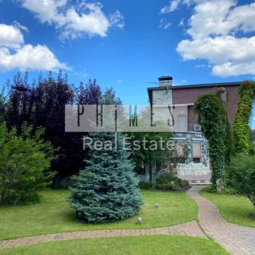 Карєрна вул.