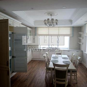 Золочівська