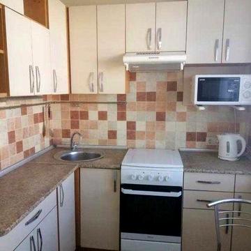 Продам 1 ком.кв. с ремонтом, метро Победа.