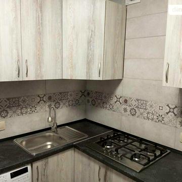 Довгострокова оренда 1к Квартира Широка вулиця