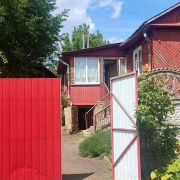 Продаж будинку в місті, район Ліній