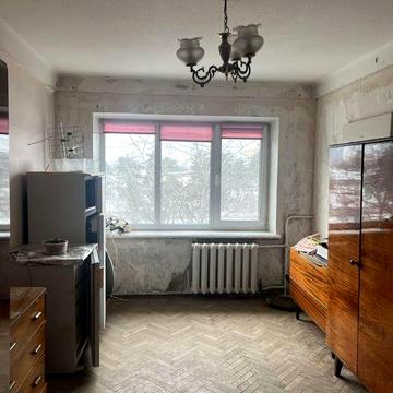 Воскресенський проспект  6 ( б.р.Перова)5/5 світла