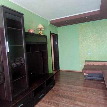 Продаж однокімнатної квартири на Залютиному.