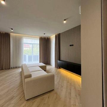 Продаж 3к Дім Олеся Гончара вулиця