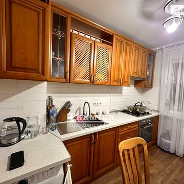 Продаж 3к Квартира Владислава Бувалкіна (Генерала Бочарова) вулиця