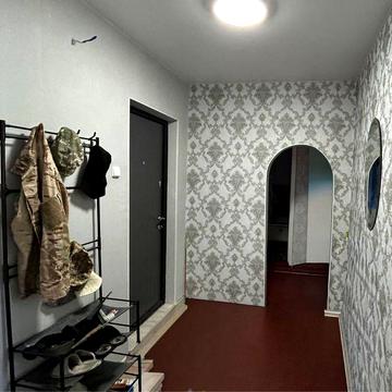 Продаж 2к на Незалежності