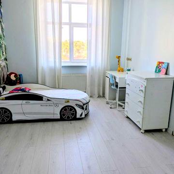 Центр міста, комфорт і стиль: 3-кімнатна квартира | Центральна площа