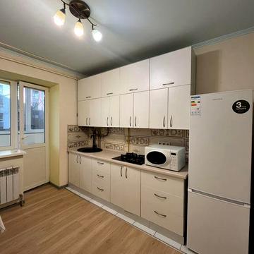 ТЕРМІНОВИЙ  ПРОДАЖ! 1к квартира з ремонтом біля Парку!