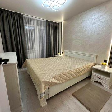 Продаж 2 кімнатної квартири з кухнею студією по вул. Смакули