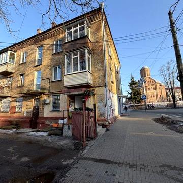 Оренда. Центр! Площа. 2-х кімнатна квартира