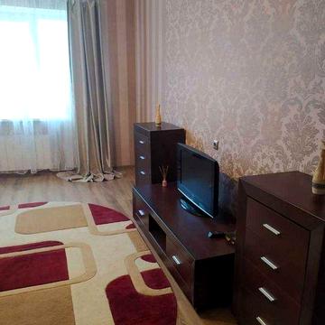 Оренда 1-кімнатної в новобудові на Браїлках. Світло є.