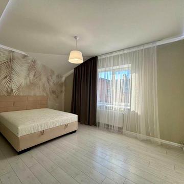 Оренда просторого тауну біля ЖК Західний