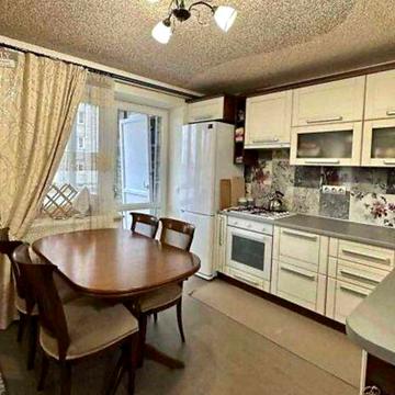 Оренда 1 кім. квартири плюс кухня студія по вул. Шевченка