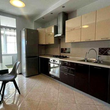 Оренда 2 кім. квартири по вул. Зелена ЖК “Avalon Zelena”