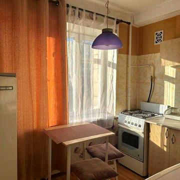 Здам 1 кімн кв-ру м. Лівобережна Русанівка Газ, бойлер