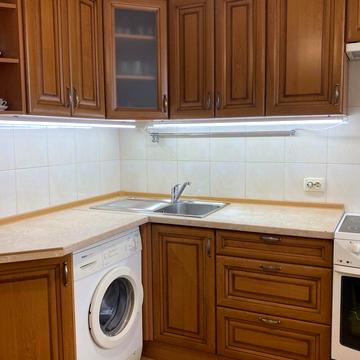 Володимира Івасюка просп. (Героїв Сталінграду), 49-Б