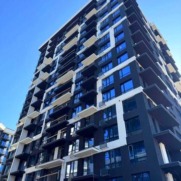 1 кімнатна видова квартира з балконом ЖК Family Plaza