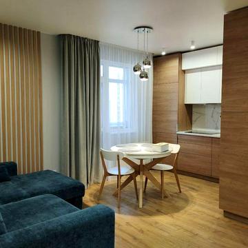 Продам  квартиру с евроремонтом на Сахарова