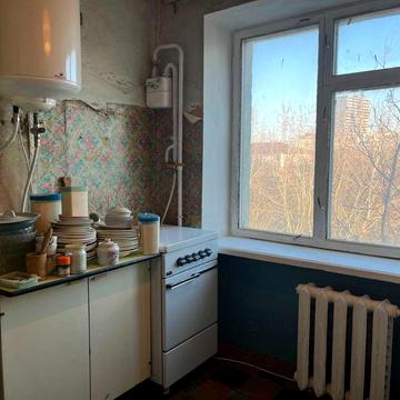 Здається 3-кімнатна квартира на вул. В.Великого