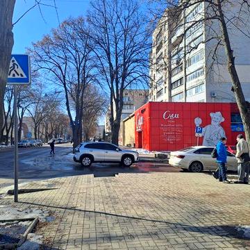 2 кімнатна квартира на 2 поверсі в центрі міста