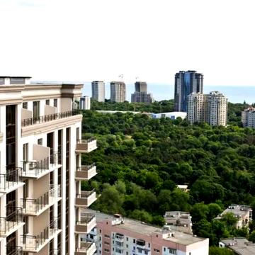 Новый 10 этажный кирпичный дом на Грушевского