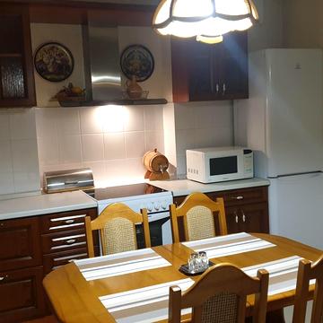 Михайла Гришка вул., 9