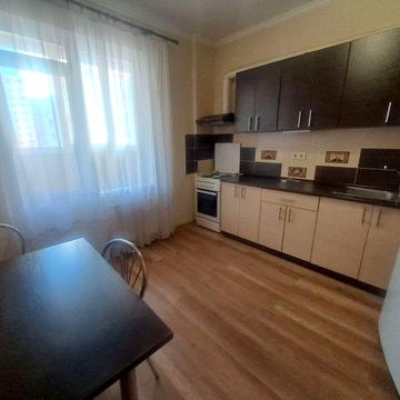 Сдам 1 ком. ЖМ Радужный 9Б