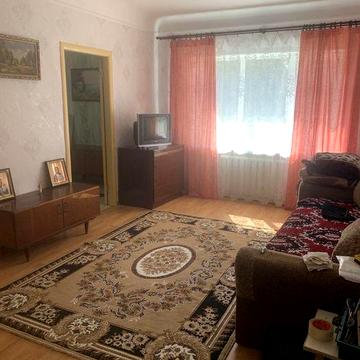 Затишна 3-кімнатна квартира з меблями та технікою — заходь і живи