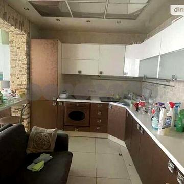 Продаж 3к Квартира Європейська (Жовтнева) вулиця