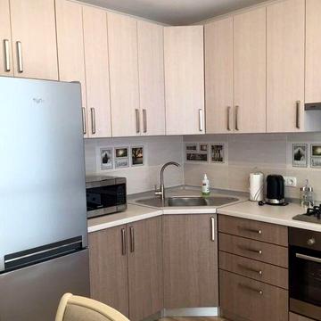 Сдам однокомнатную квартиру с евроремонтом в ЖК Острова, газовый дом