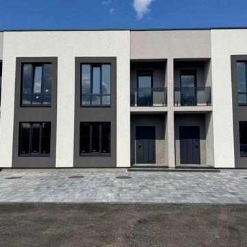 Таунхаус з ремонтом (від забудовника) 115м² та 1.3с. Osocor | Осокорки