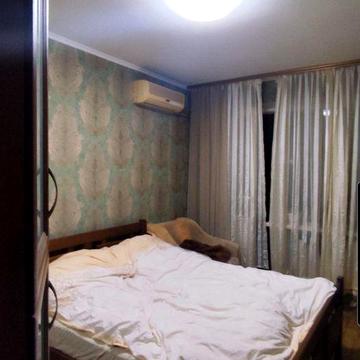 Продам трехкомнатную квартиру на Заболотного