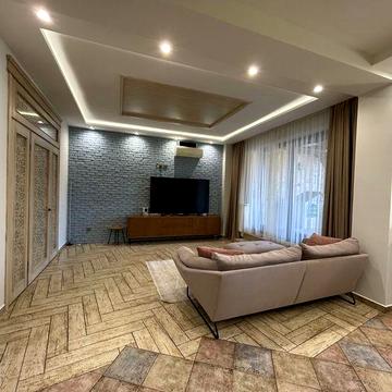 Автономна 3-кімнатна квартира з терасою біля парку Перемоги ЖК Армійський