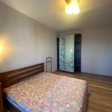 Оренда 2-кім. квартири на вул. Лазаренка