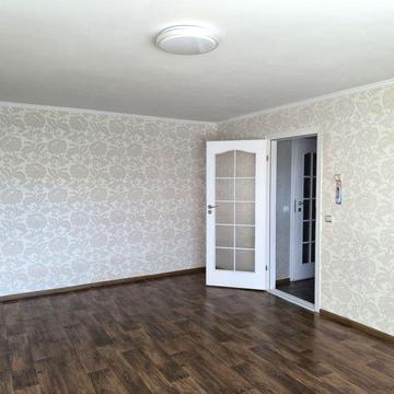 КНЯЖИЧІ!Продаж Охайної 2-х кімнатної Квартири 43м2 !В Центрі!