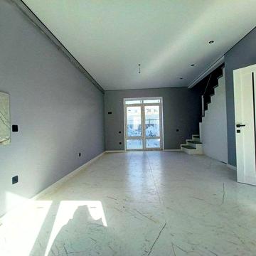 Продаж таунхаусу з ремонтом !