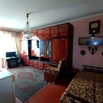 Продам теплу 2-ну кв на Вербовій