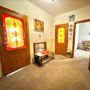 D1H Продам 3-кімнатну квартиру на вул. Нескорених