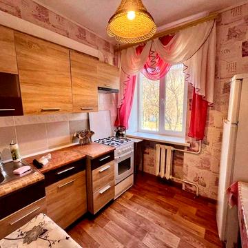 Продам 1 комнатную район "Старого парка"