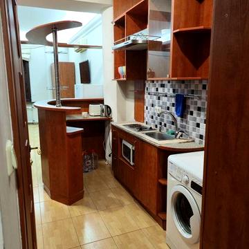 Срочно‼️ Супер цена‼️Продам 1 к.кв. центр, м.Университет