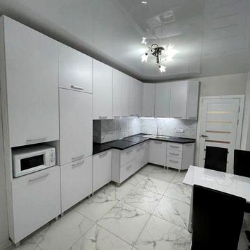 Здається. Класна 3-кім новобудова Руська( р-н меблі Майя)